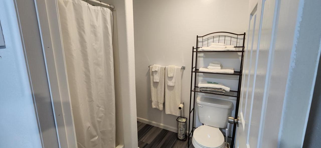 #1 New! Couples Getaway Self Checkin Studio Apt Keaau Exterior photo