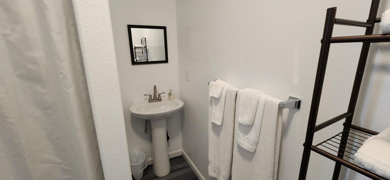 #1 New! Couples Getaway Self Checkin Studio Apt Keaau Exterior photo